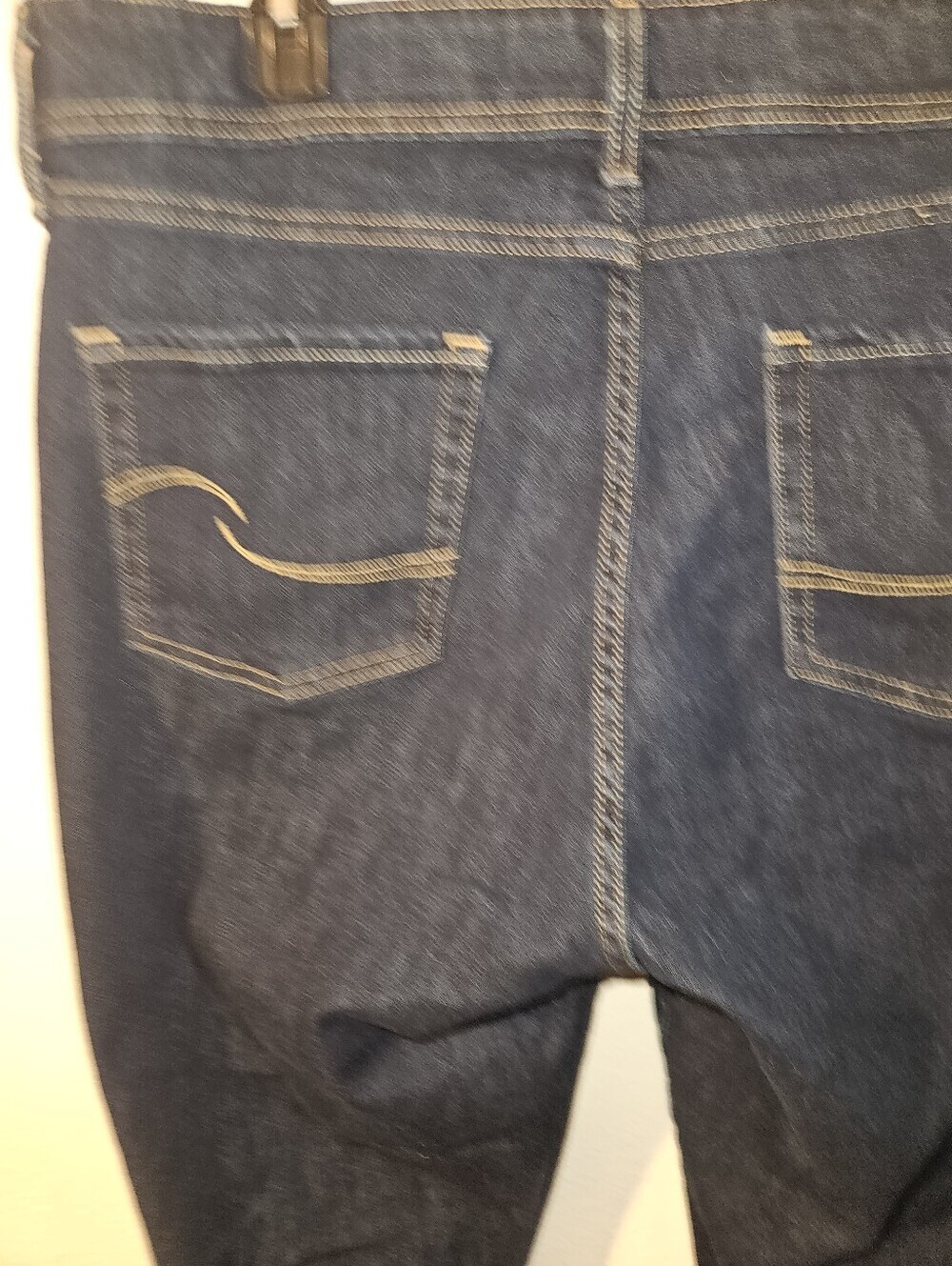Signature Levi Strauss Womans High Rise Skinny Jeans - Picture 10 of 12